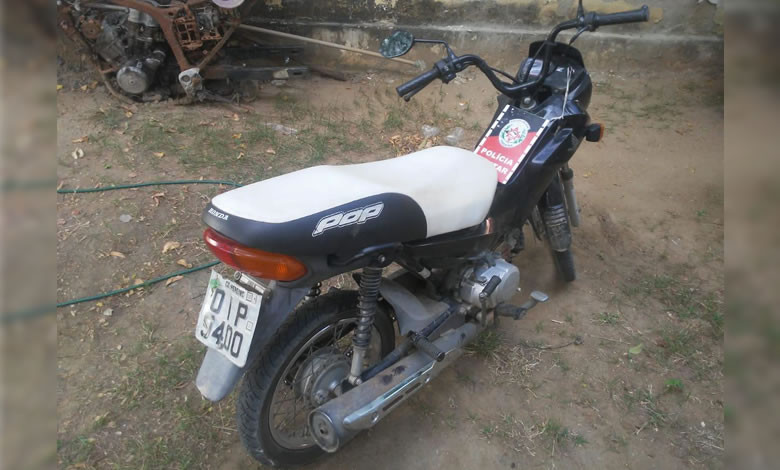 Polícia Militar recupera moto furtada e apreende adolescentes na cidade de Pombal