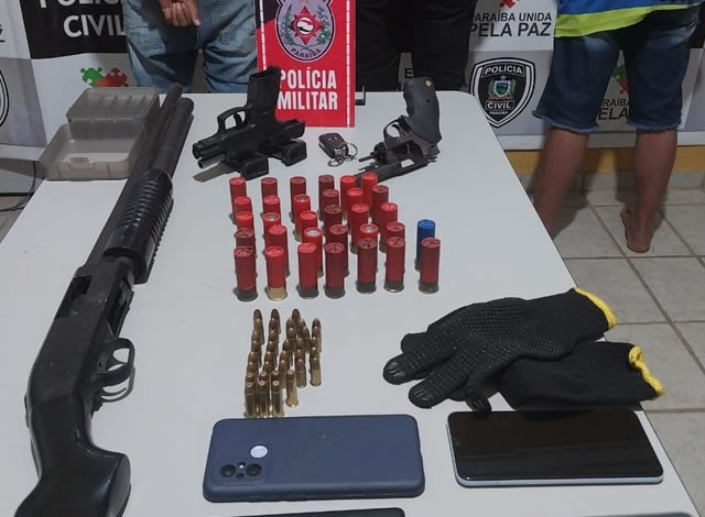 Polícia Militar apreende armas de fogo e prende três homens dentro de um motel em Catolé do Rocha