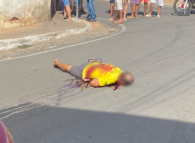 Popular é assassinado a tiros e a facadas em plena via pública na cidade de Nazarezinho
