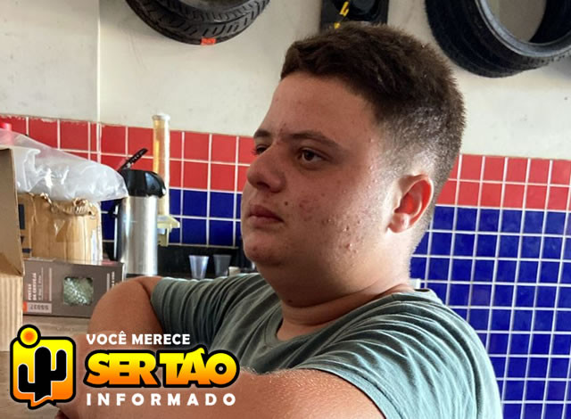 Adolescente morre em colisão envolvendo carro e moto no município de Marizópolis