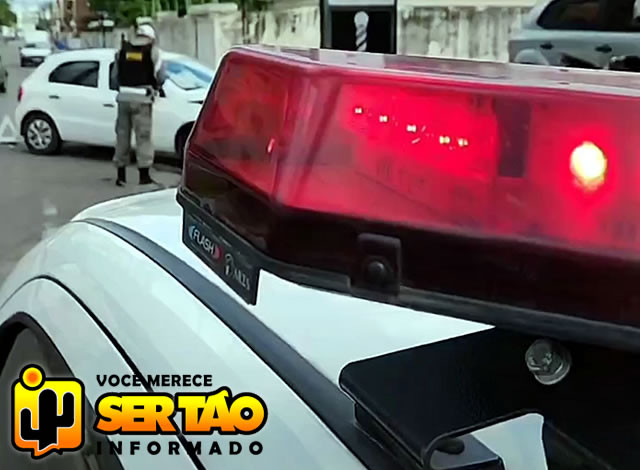 Acidente de trânsito com caminhão é registrado na rodovia PB-391, em Sousa