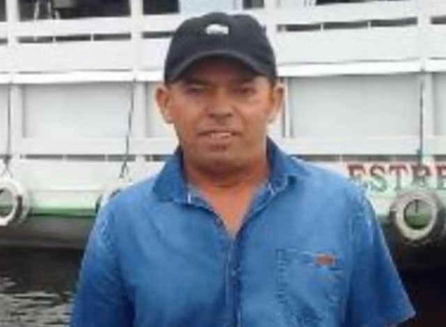 Pai é assassinado e filho ferido a tiros enquanto jantavam, em Riacho dos Cavalos