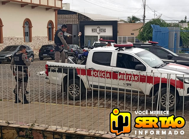 Polícia MIlitar recupera moto roubada na cidade de Pombal
