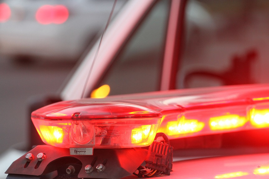 Colisão entre carro e moto deixa pessoas feridas no Centro da cidade de Sousa