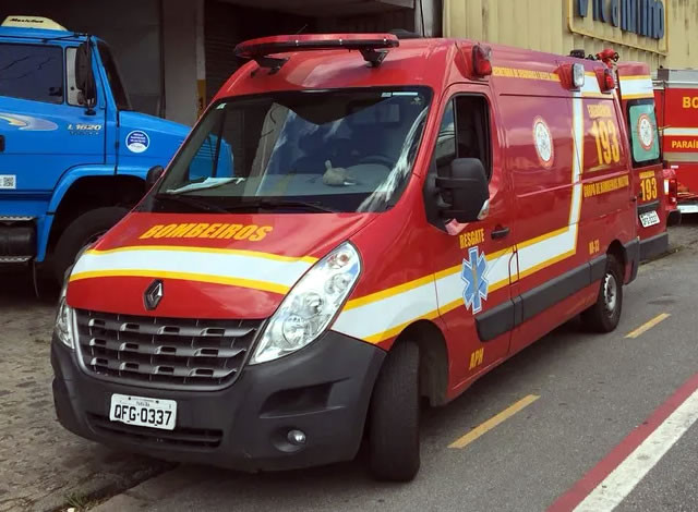 Motociclista atropela cachorro e fica ferido após cair de moto na cidade de Sousa