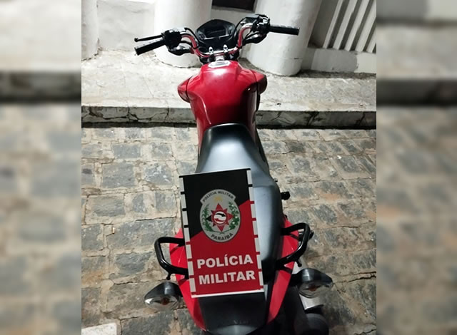 Polícia Militar recupera moto tomada por assalto na cidade de Sousa
