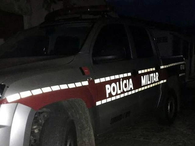 Homem é preso após praticar direção perigosa e ser flagrado com droga, em Pombal