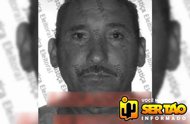 Homem acusado de assassinar sua ex-companheira se apresenta na delegacia e fica preso, em Sousa