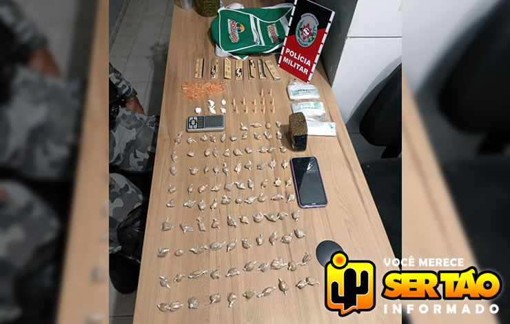 ROTAM prende mulher e apreende grande quantidade de drogas na cidade de Marizópolis