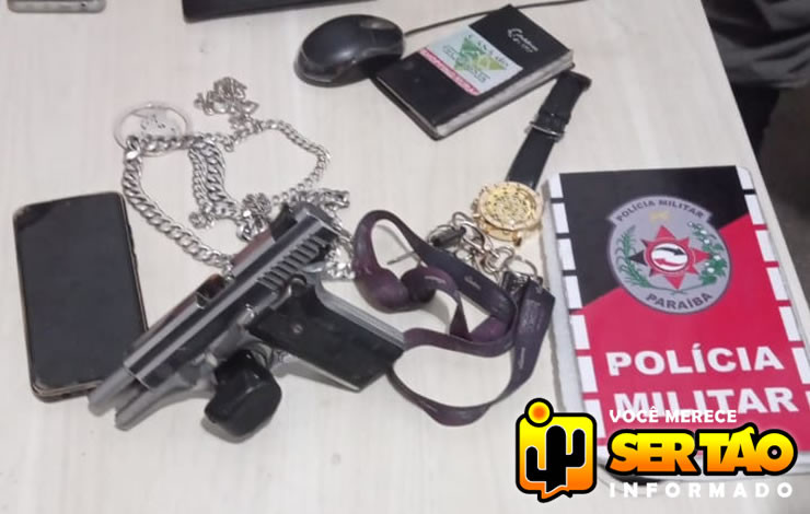 Polícia Militar prende dupla e apreende pistola após troca de tiros na cidade de Cajazeiras