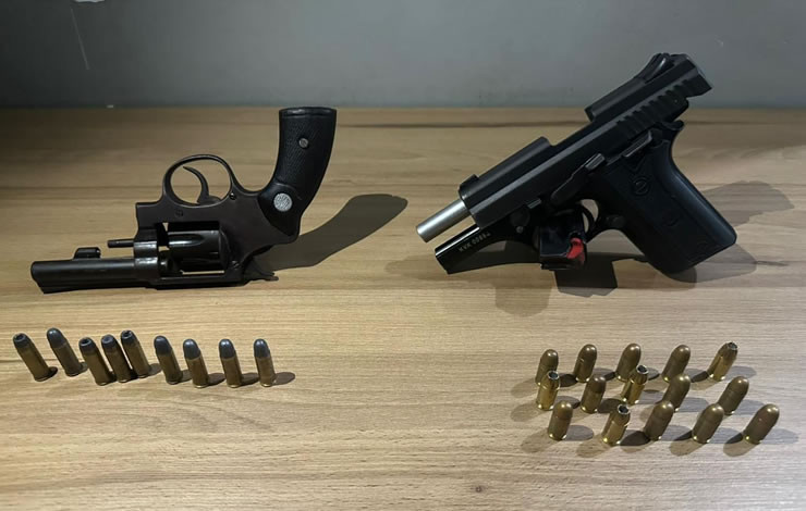 Polícia militar prende dupla com armas durante festa na cidade de Aparecida