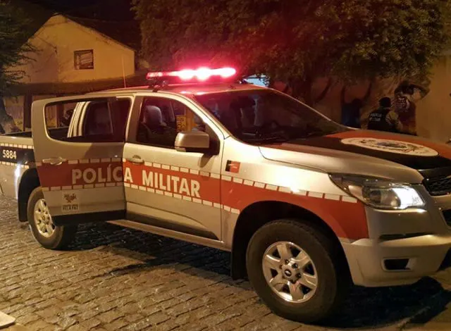 Homem é detido por direção perigosa e porte de droga em Cajazeiras