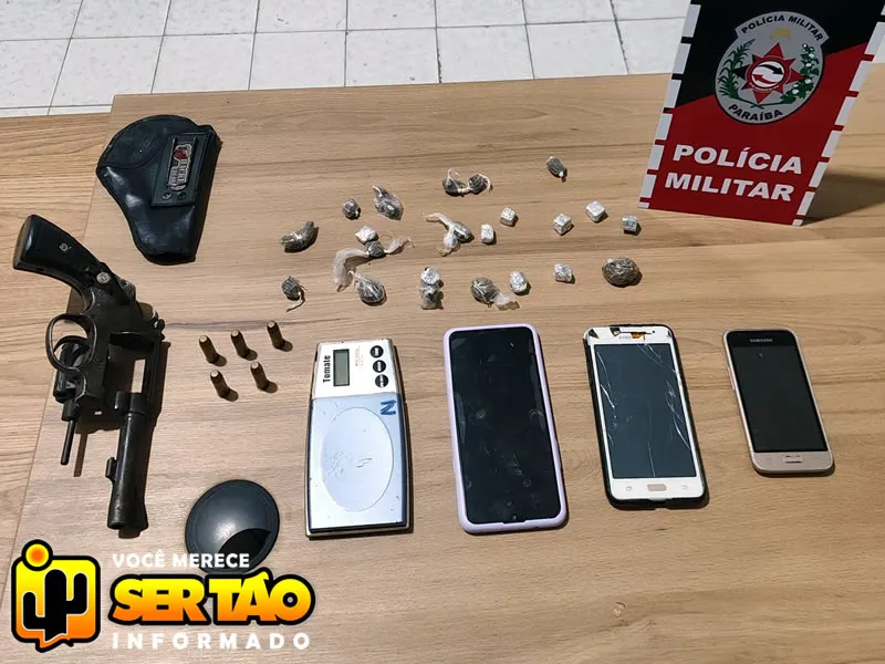Polícia militar apreende drogas e arma de fogo durante fuga de suspeitos em Pombal