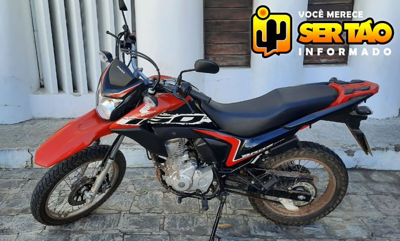 Polícia Militar recupera moto com restrição de roubo no município de Sousa