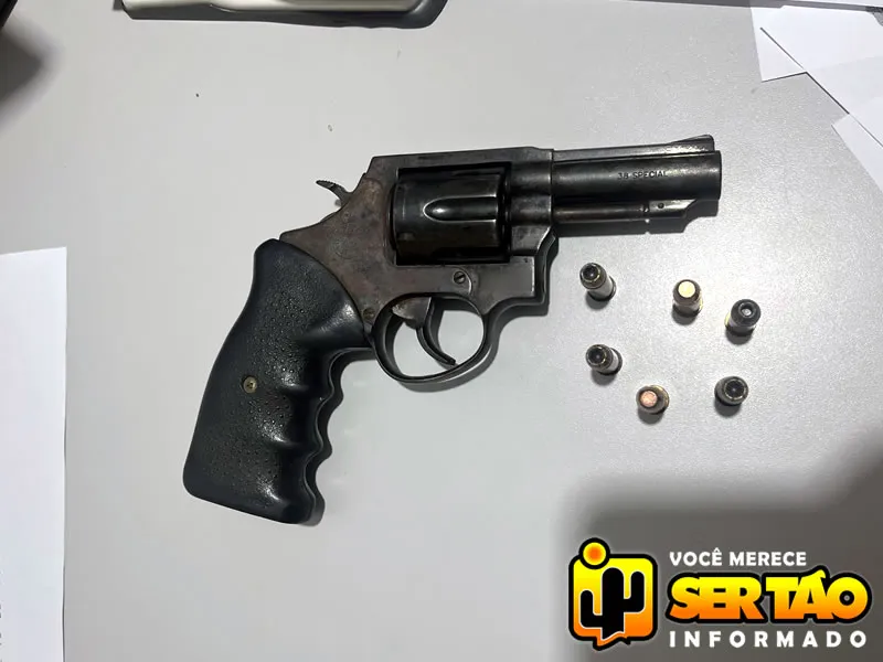 Dono de bar é preso por posse ilegal de arma de fogo no município de Lastro