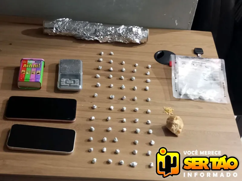 ROTAM apreende drogas, dinheiro e prende duas mulheres na cidade de Nazarezinho