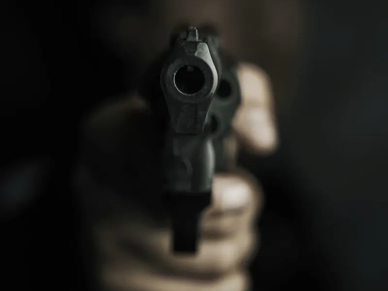 Homem é alvejado a tiros na cidade de Sousa; autoria do crime é desconhecida