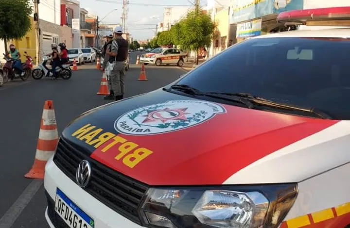 Moto com sinais de adulteração é apreendida pela Polícia Militar em São José de Piranhas